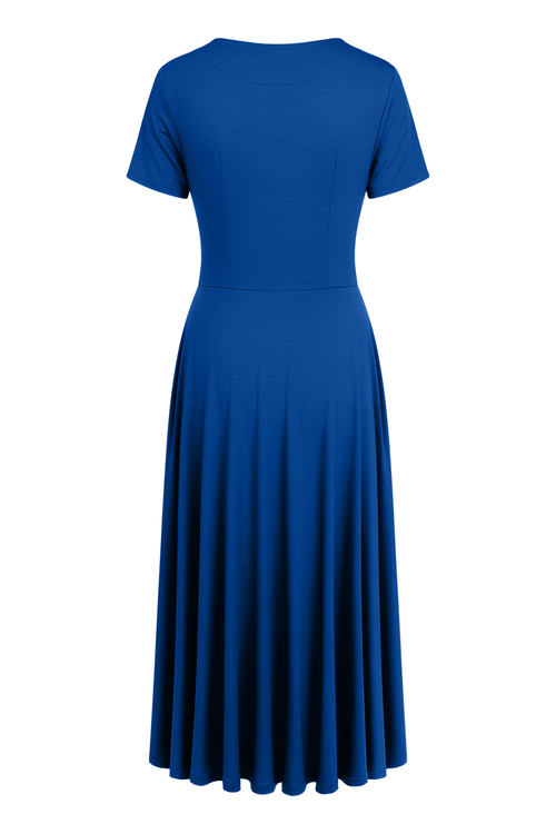 Bella Maxi - Rozkloszowana sukienka kopertowa w kolorze PANTONE Princess Blue